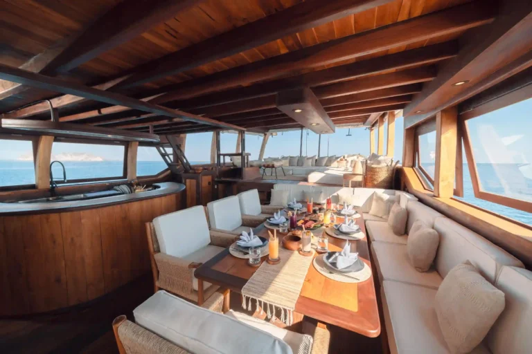 Nataraja – Main Deck Dining Table