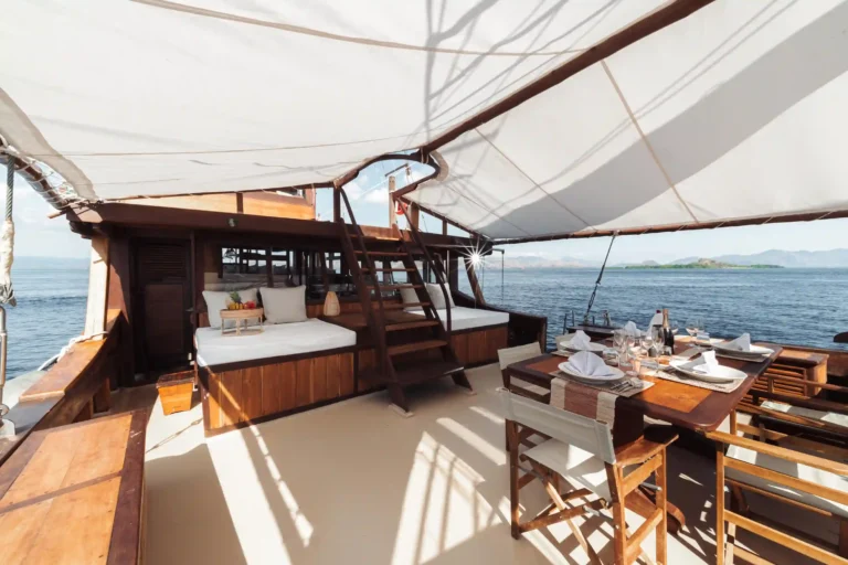 Nataraja – Foredeck