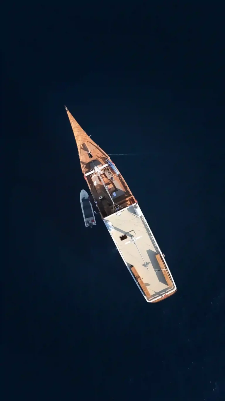 Andalucia 3 liveaboard