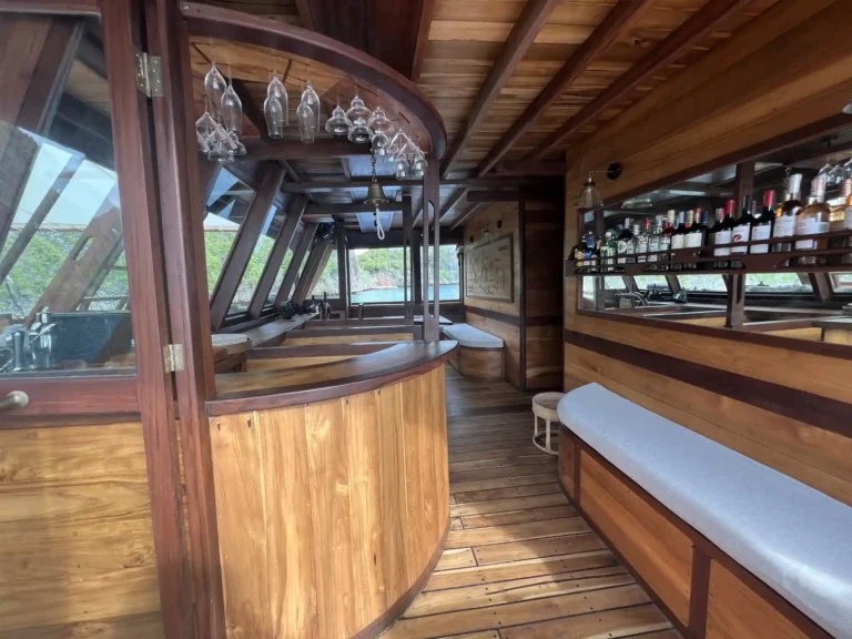 Dewata – Bar