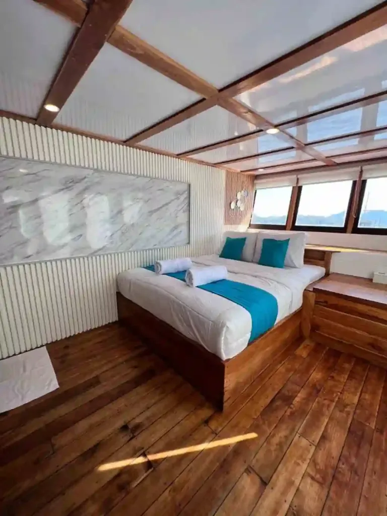 Lady Grace Phinisi   Ikan Room (2)