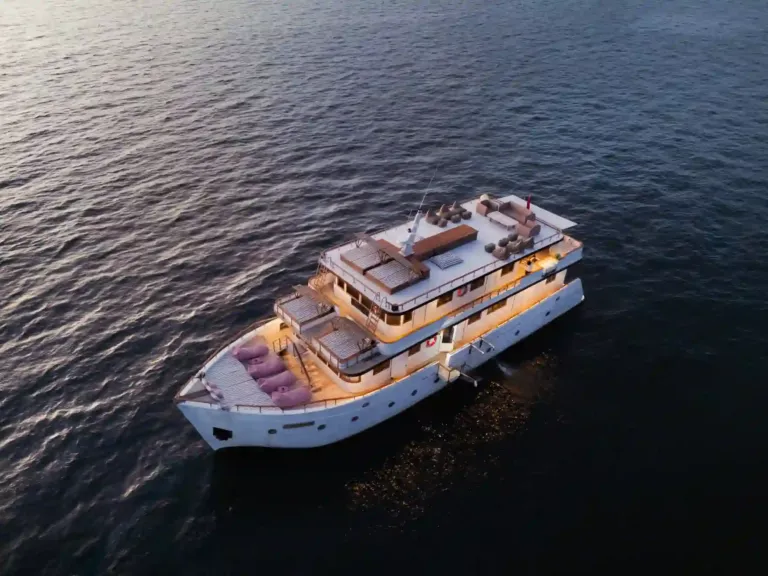 Le Costa   Drone