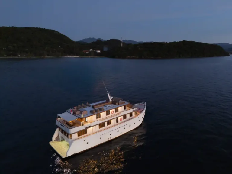 Le Costa   Drone
