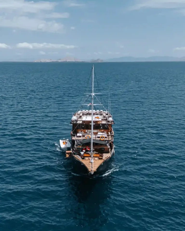Marea Phinisi (3)