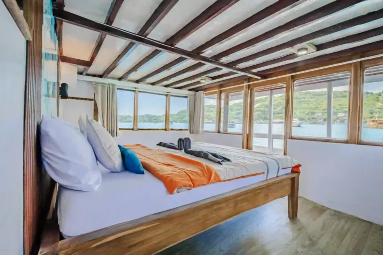 Master Cabin Balcony I