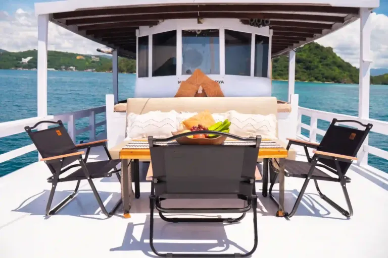 Nusantara Karya   Chill Area