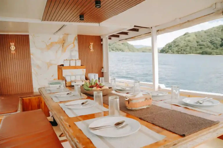 Nusantara Karya   Dinning Area (2)