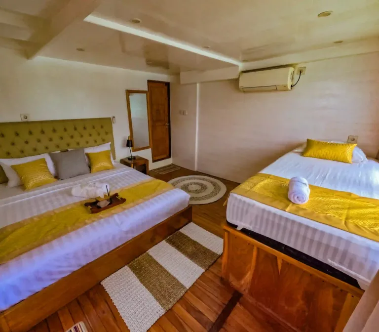 Sukha Sail 1 – SS 1   Padar Cabin
