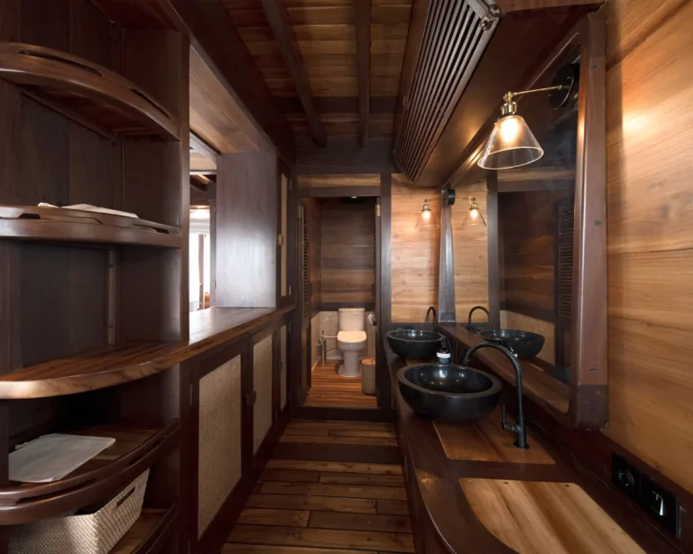 Sanya liveaboard