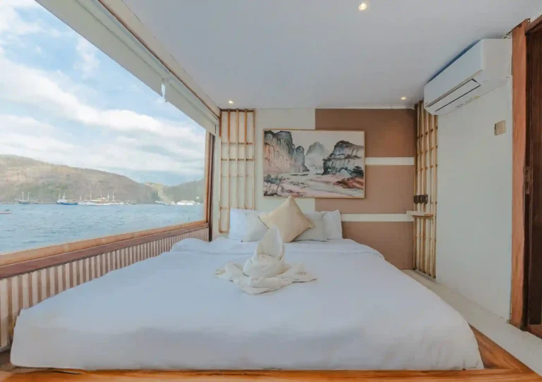 Signature Cabin